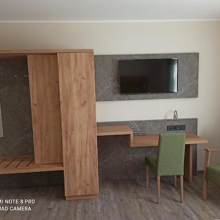 ריין Landgasthaus Hotel Eggert מראה חיצוני תמונה